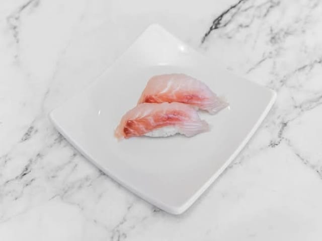 Red Snapper (Tai) Sashimi 4pcs.
